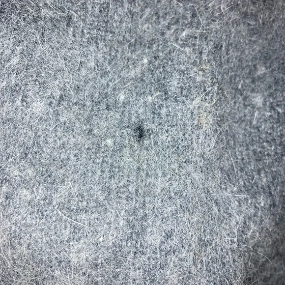 Q&A Lambs wool and Angora rabbit fur Sweater - Picture 3 of 5